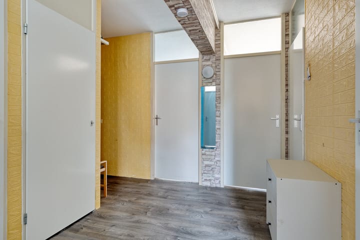 Photo 13 of Willeskopstraat 63