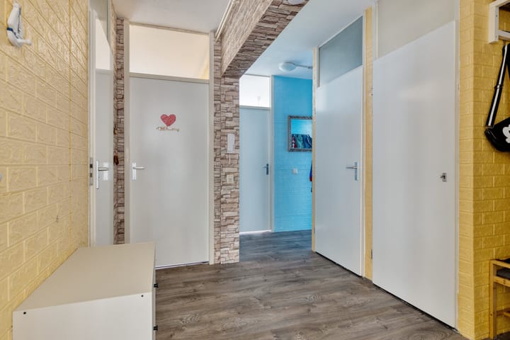 Photo 14 of Willeskopstraat 63