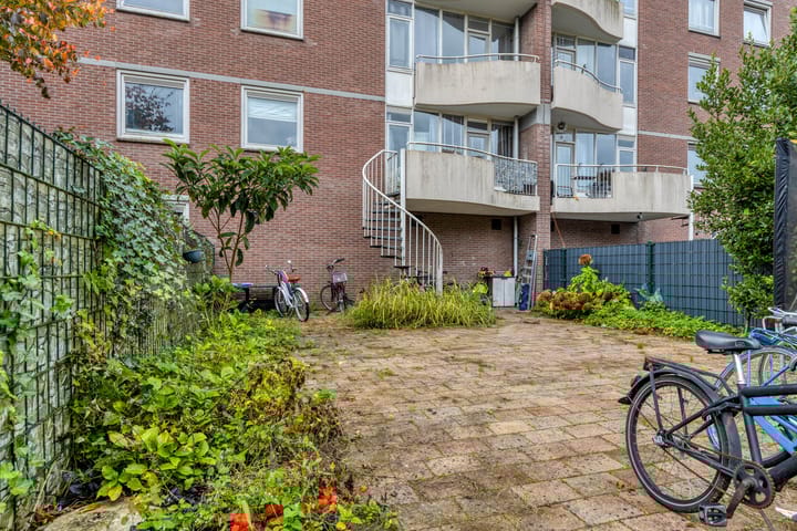 Photo 25 of Willeskopstraat 63