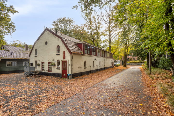 Photo 37 of Amersfoortsestraat 126-B6