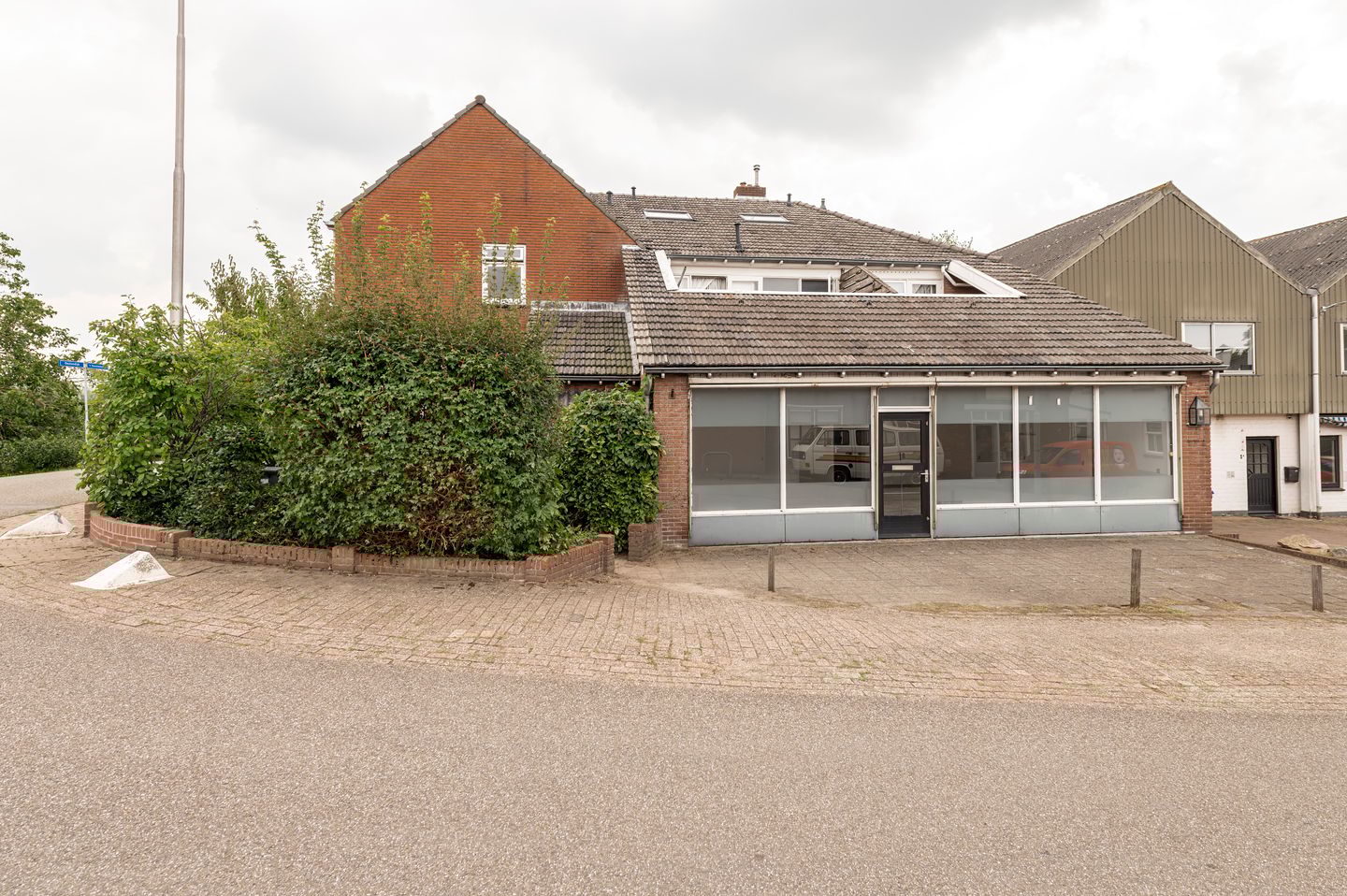 Bekijk foto 5 van 't Oosteneind 11