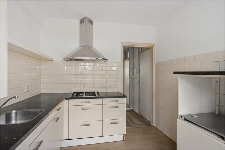 Foto 13 van Goudenregenplantsoen 32