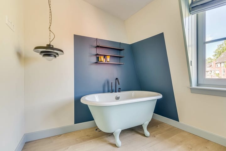 Photo 18 of Bloemendalsestraat 50