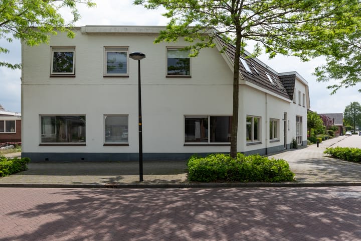 Photo 2 of Misterweg 63-B