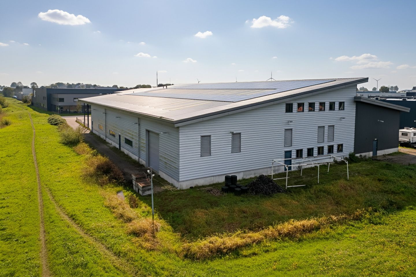 Bekijk foto 2 van De Zwaan 2