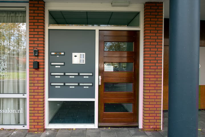 Foto 10 van Burgemeester Schönfeldplein 15-C1