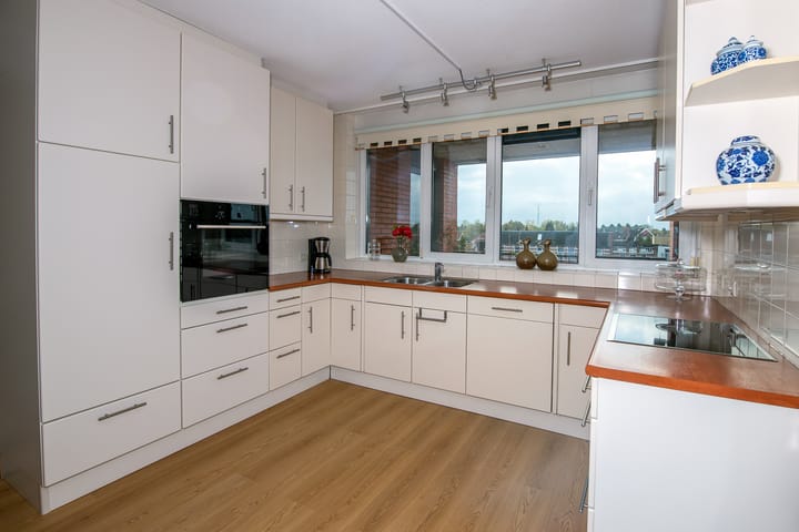 Foto 28 van Burgemeester Schönfeldplein 15-C1