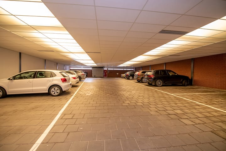 Foto 37 van Burgemeester Schönfeldplein 15-C1