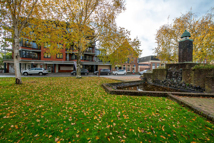 Foto 48 van Burgemeester Schönfeldplein 15-C1