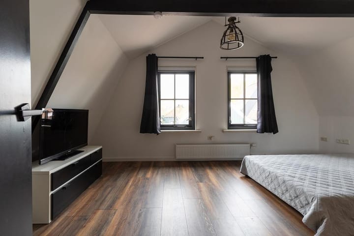 Foto 44 van Kerkbuurt 69