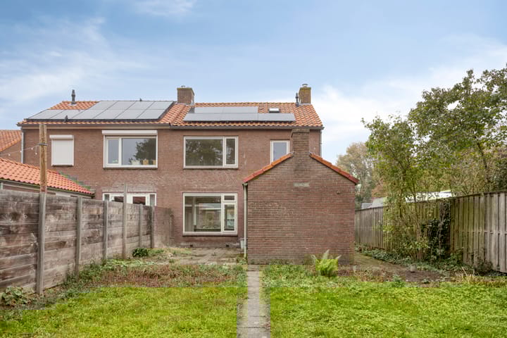 Foto 30 van Huiswerf 1