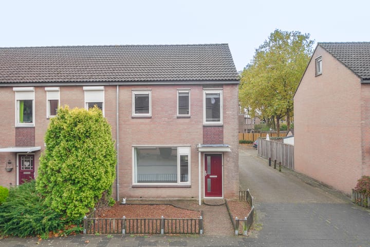 Photo 35 of Jan van Vlissingenhof 8