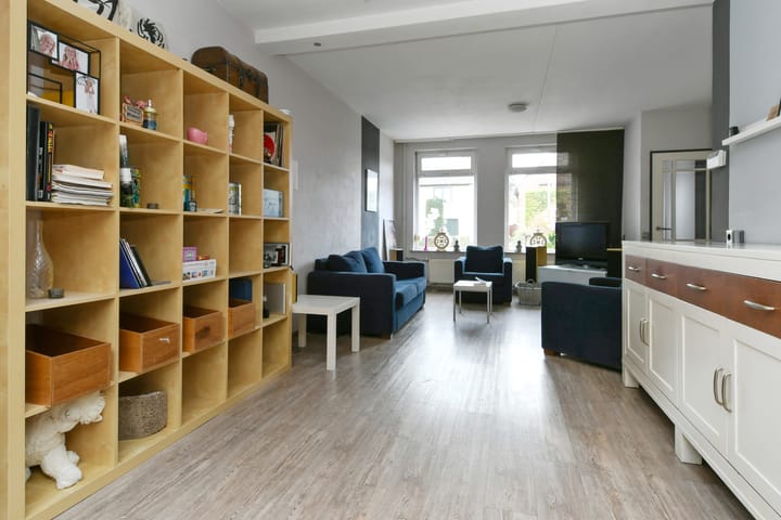 Photo 6 of Heerdstraat 45