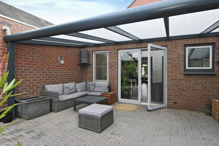 Photo 20 of Heerdstraat 45