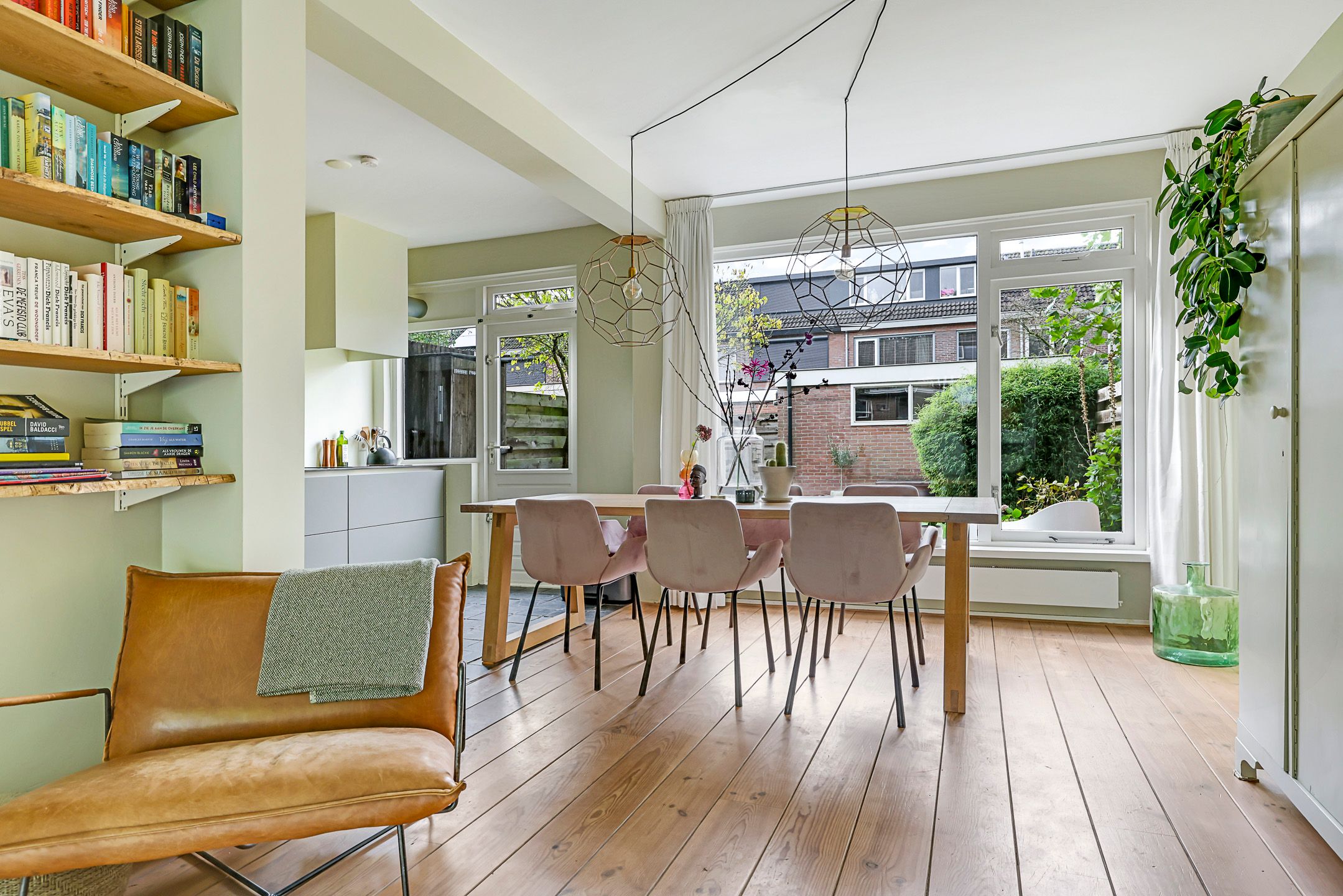 Photo 15 of Irisstraat 34