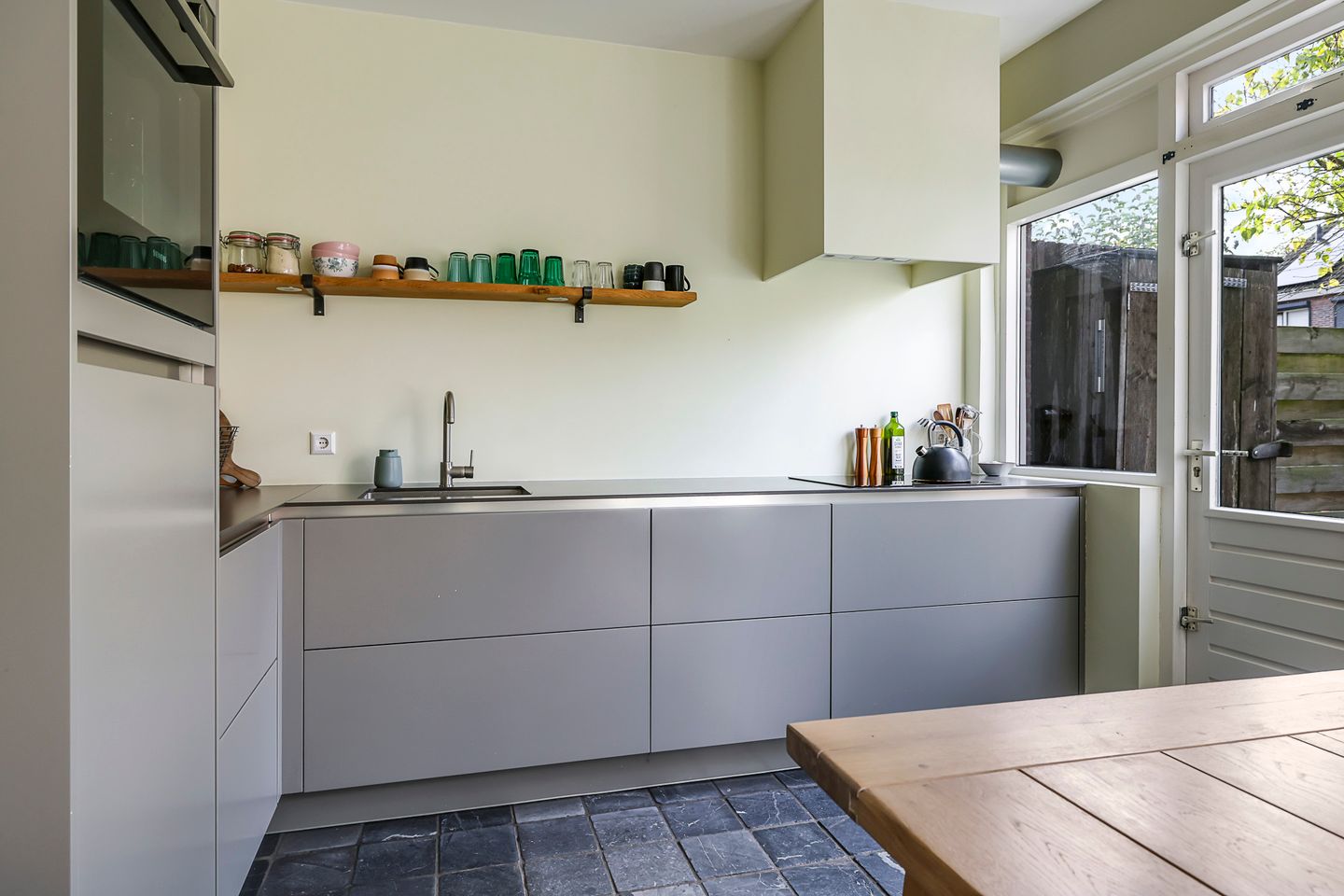 Photo 20 of Irisstraat 34