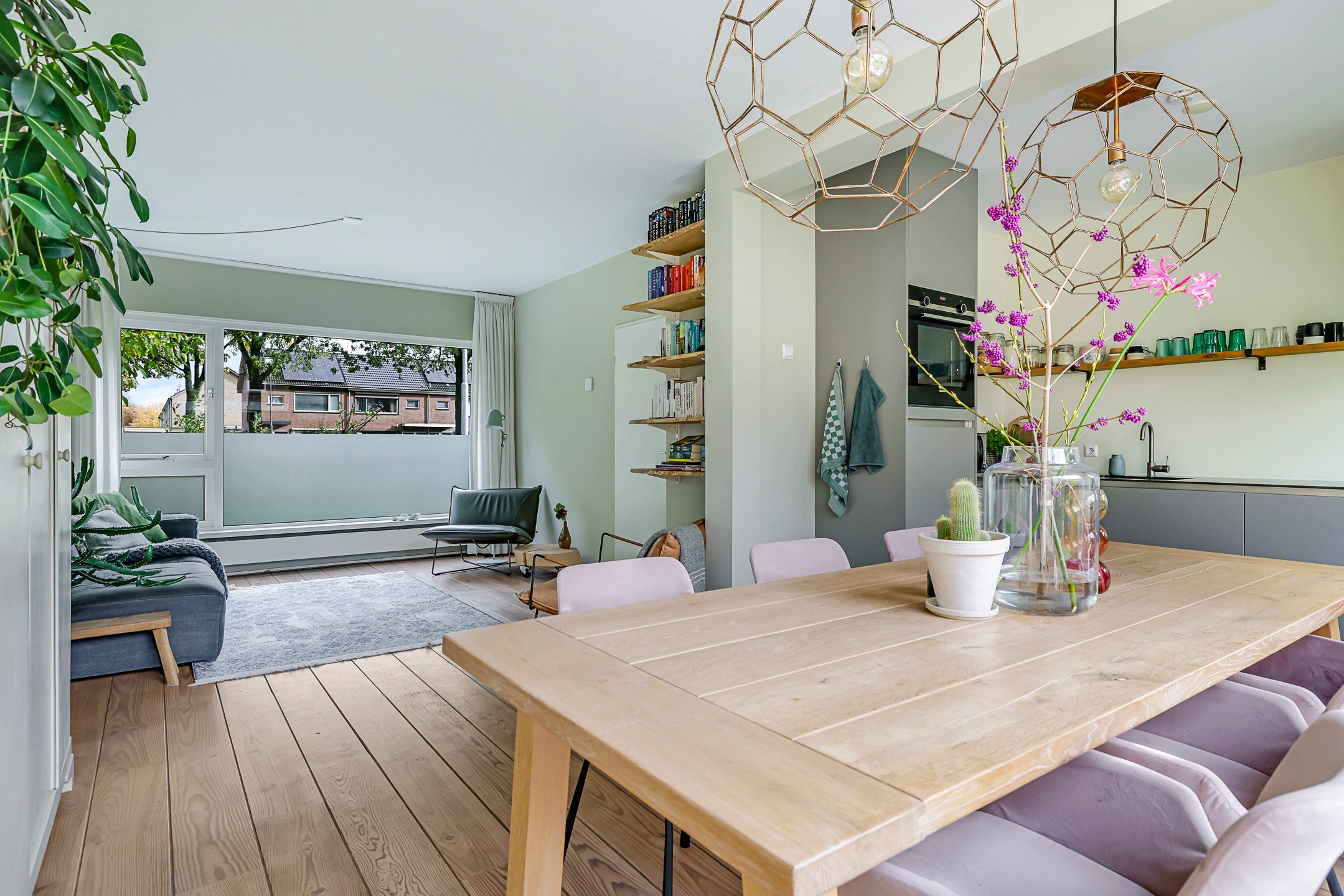 Photo 27 of Irisstraat 34