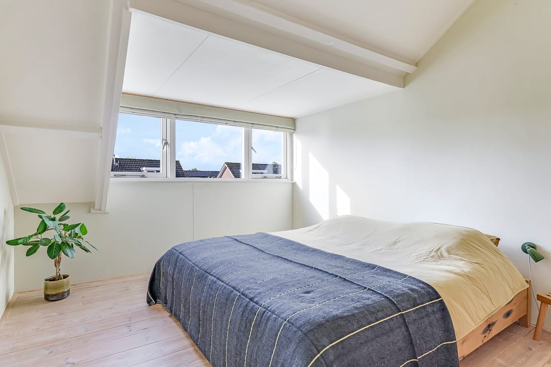 Photo 46 of Irisstraat 34