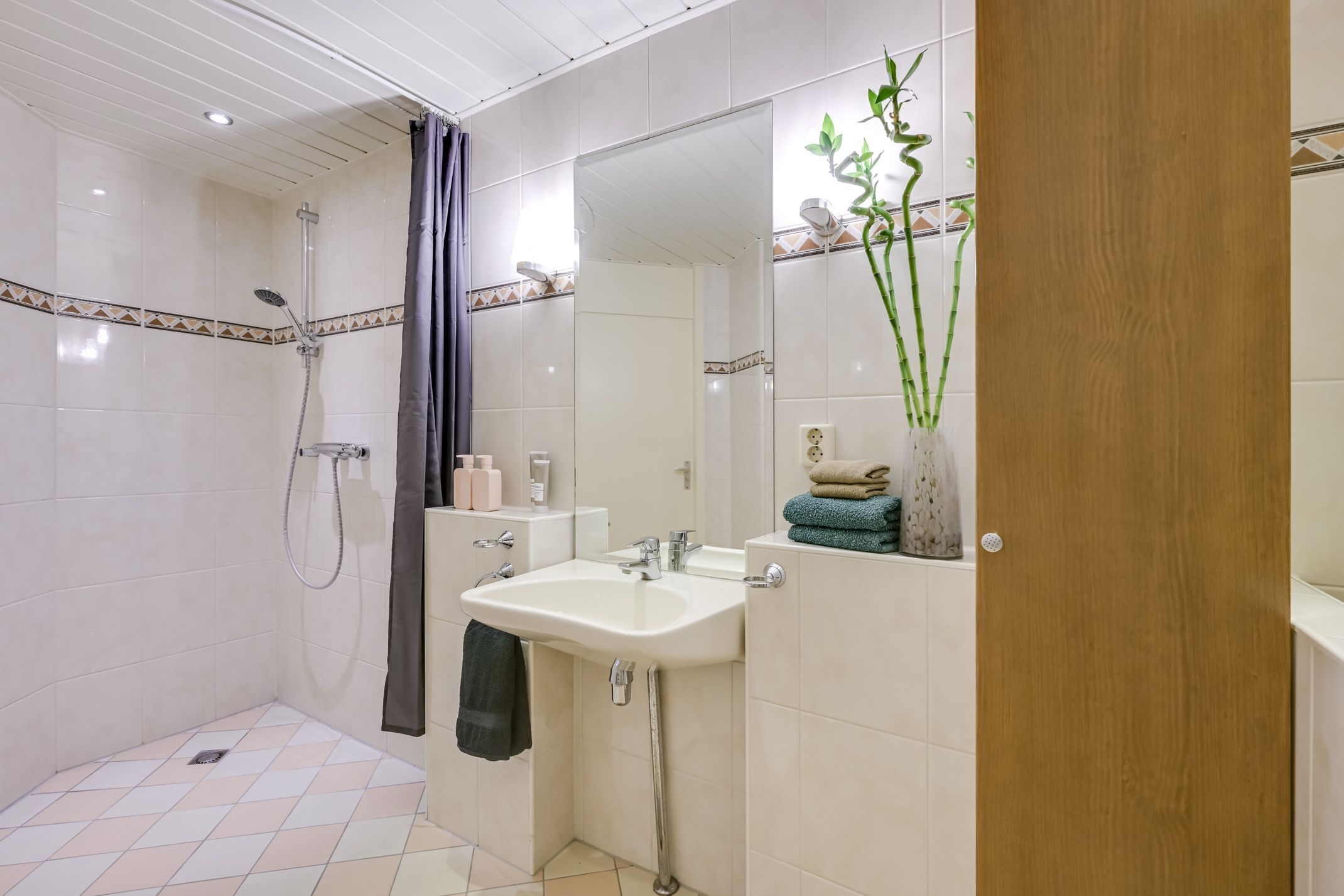 Photo 30 of Van Kleffenslaan 101