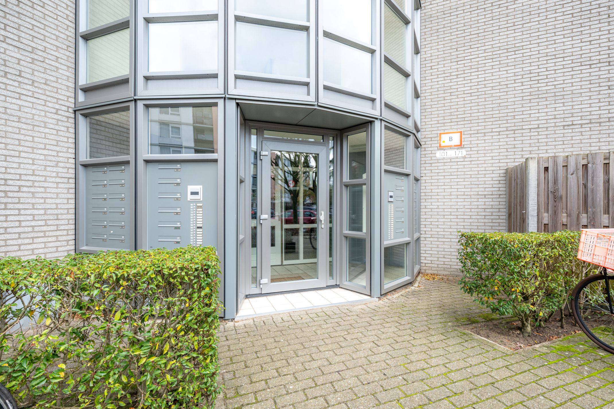 Photo 39 of Van Kleffenslaan 101