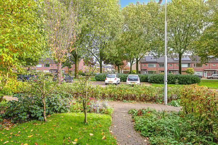 Foto 63 van Irisstraat 34