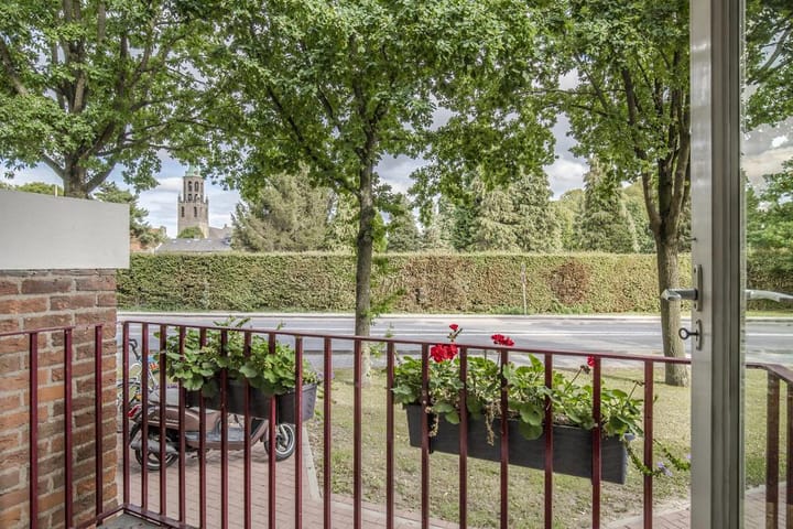 Photo 13 of Stadswal 24-A