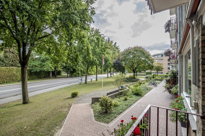 Photo 14 of Stadswal 24-A