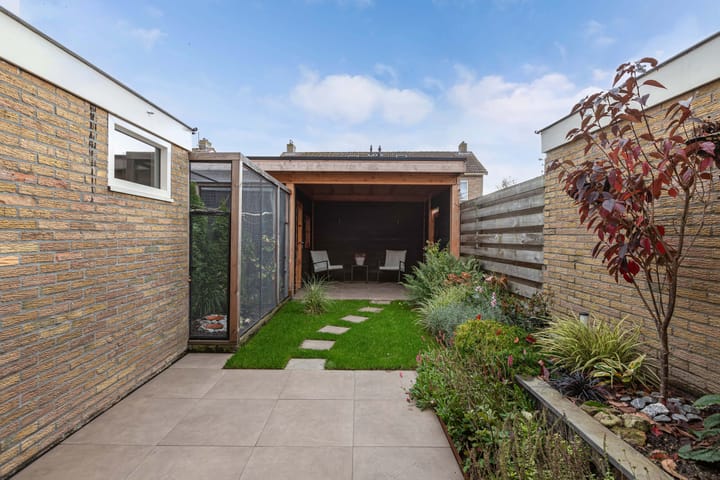 Photo 2 of Meester Klaas Douwesstraat 10