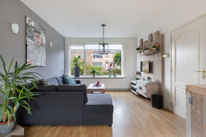 Photo 12 of Meester Klaas Douwesstraat 10