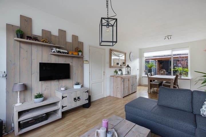 Photo 15 of Meester Klaas Douwesstraat 10