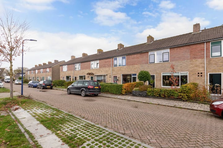 Photo 39 of Meester Klaas Douwesstraat 10