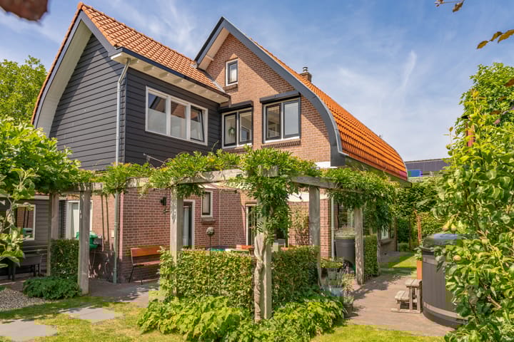 Foto 3 van Van Beekweg 7