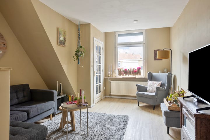 Foto 9 van Laarstraat 66