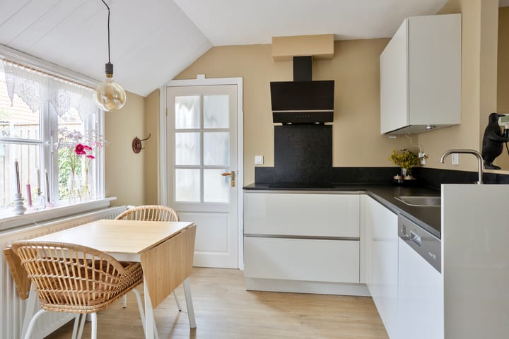 Foto 13 van Laarstraat 66