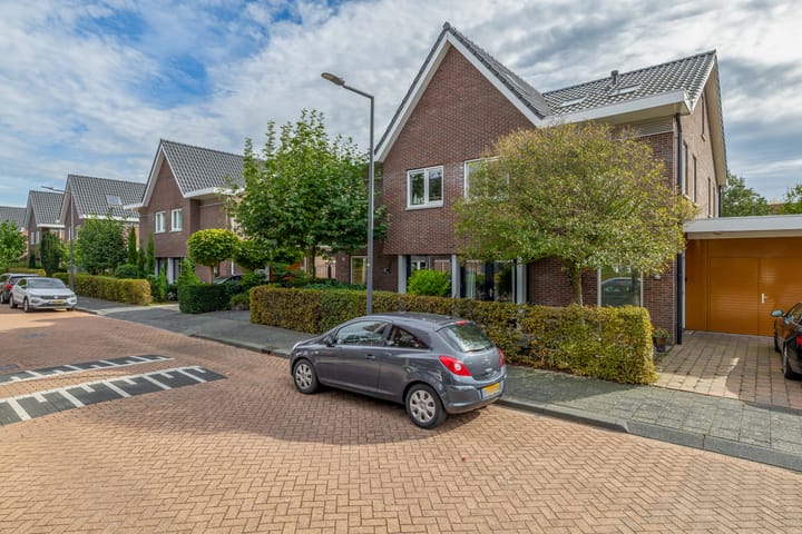 Foto 51 van Gerrit Rietveldstraat 16