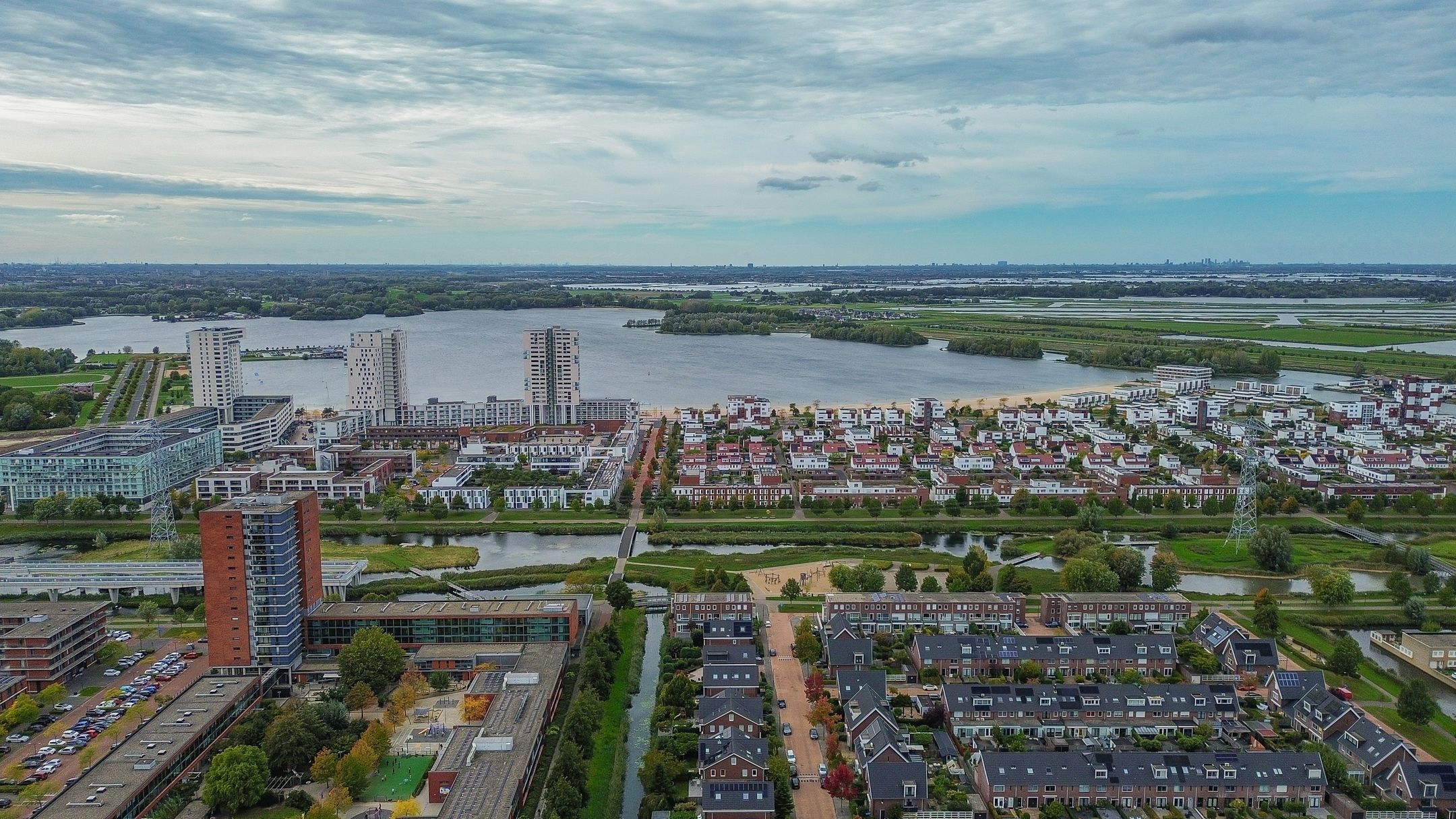 Foto 60 van Gerrit Rietveldstraat 16