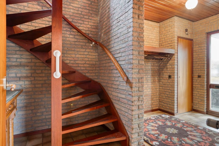 Photo 6 of Hoofdstraat 77-A