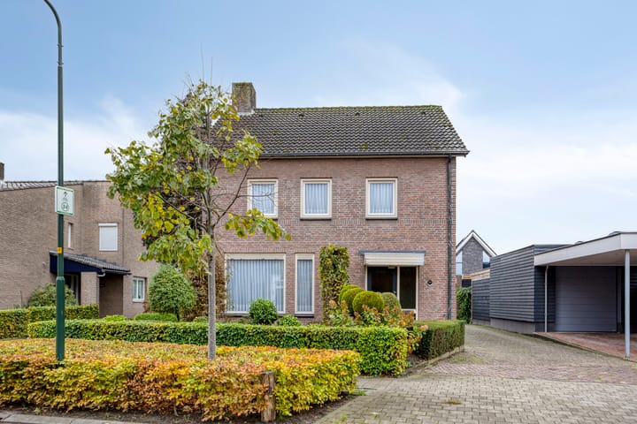 Photo 34 of Hoofdstraat 77-A