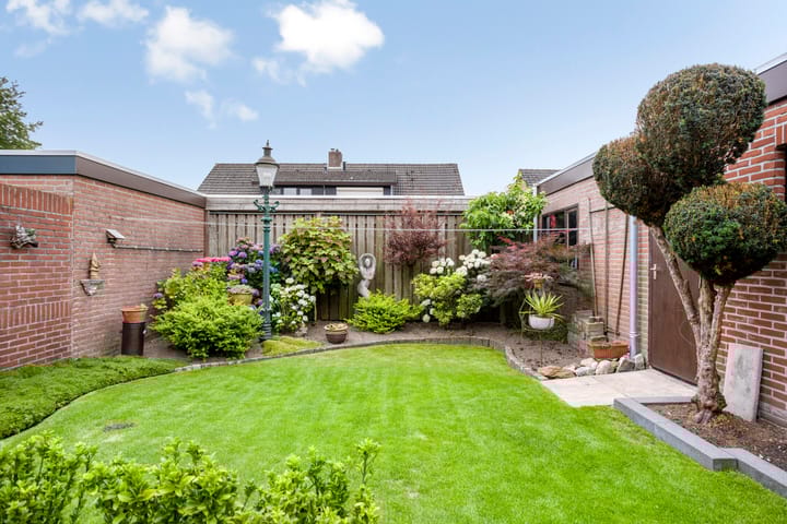 Foto 32 van Vlodropstraat 6