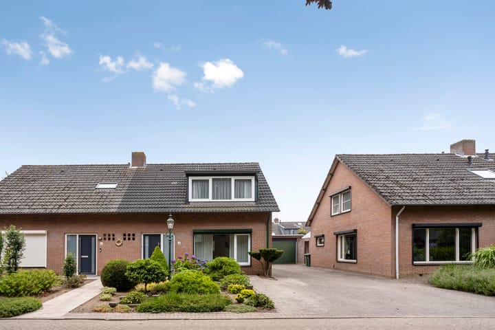 Foto 38 van Vlodropstraat 6