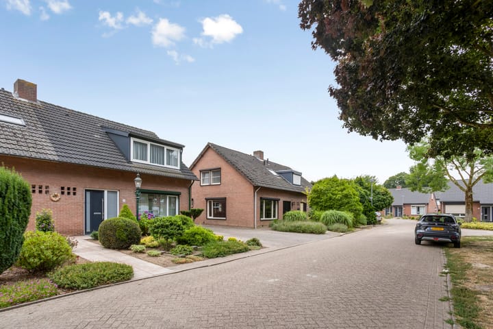 Foto 39 van Vlodropstraat 6