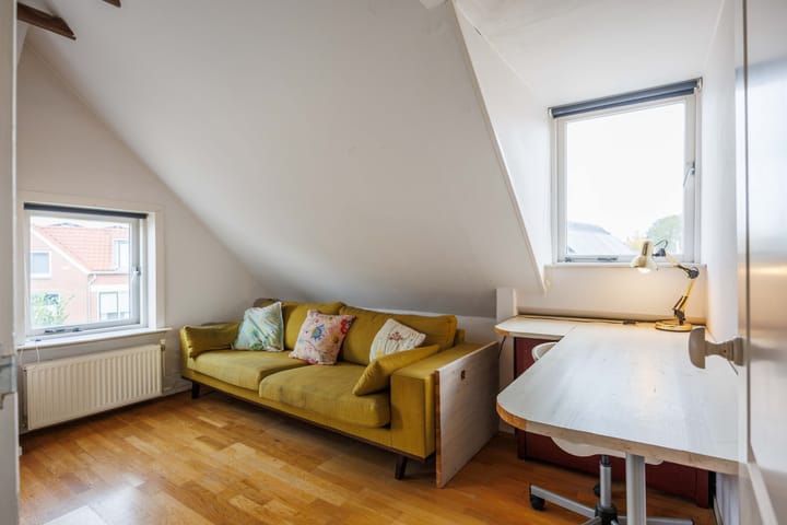 Photo 26 of Oosterstraat 36