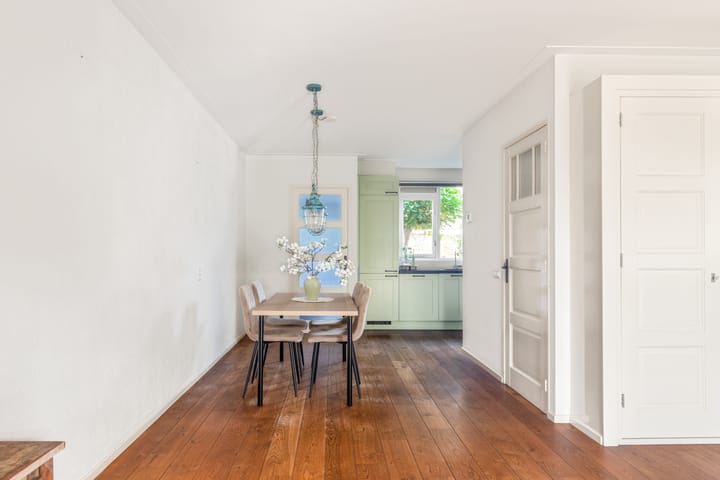 Foto 9 van Bosvaren 12