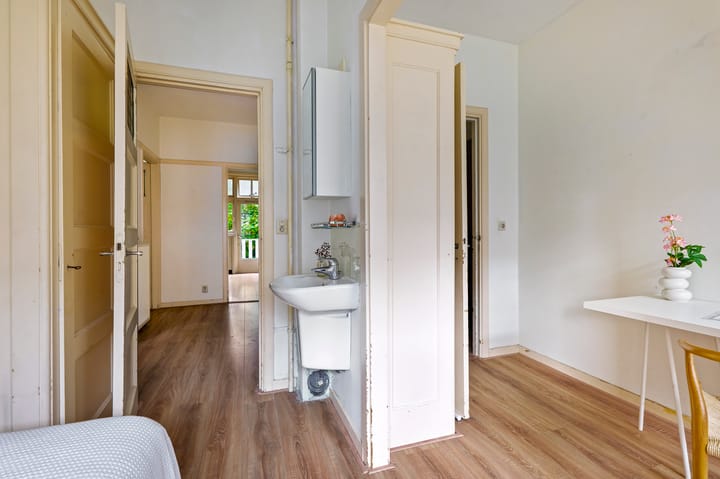 Photo 5 of Scheldestraat 14-1