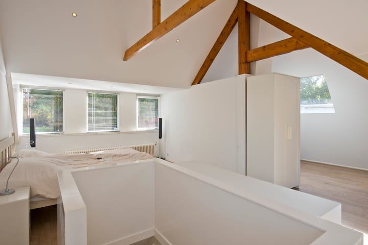 Foto 47 van van Limburg Stirumweg 28