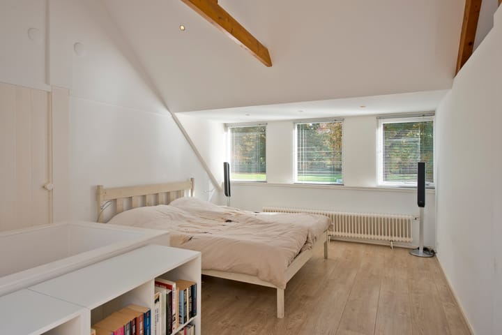 Foto 48 van van Limburg Stirumweg 28