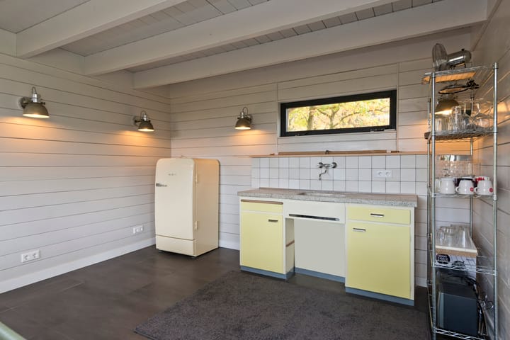 Foto 68 van van Limburg Stirumweg 28