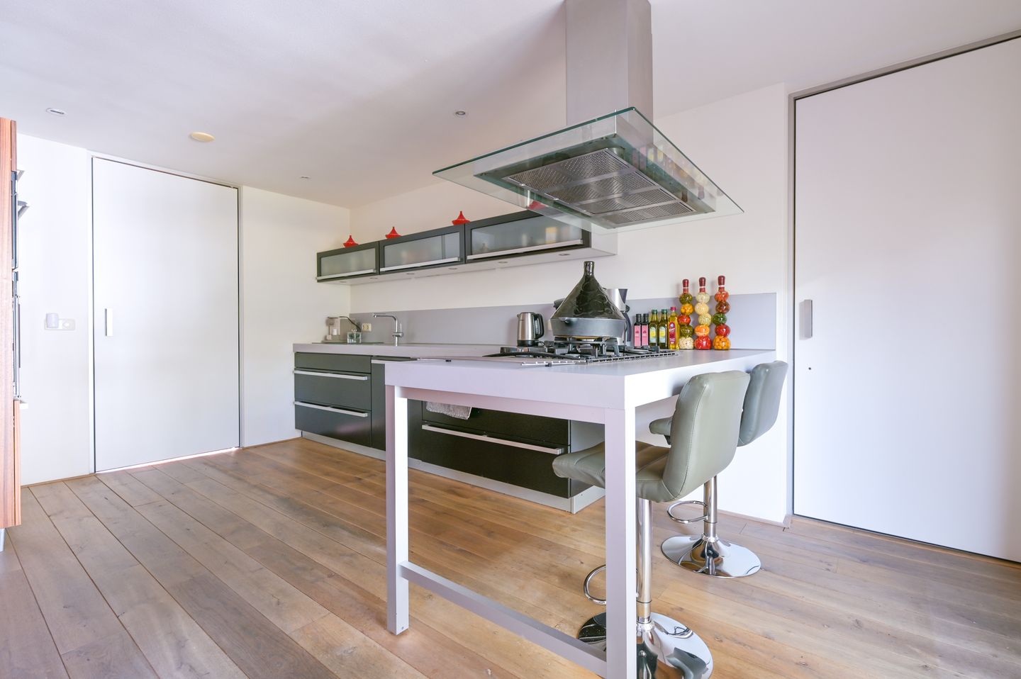 Foto 10 van Röntgenstraat 18