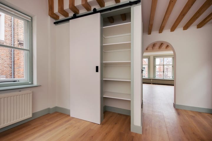 Photo 17 of Barbarasteeg 9