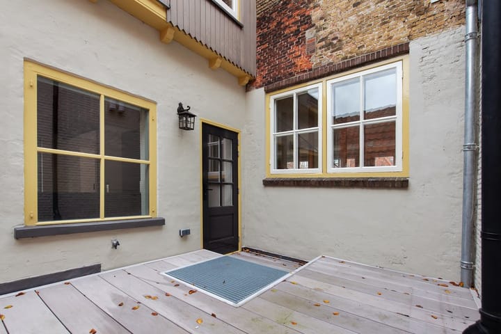 Photo 21 of Barbarasteeg 9